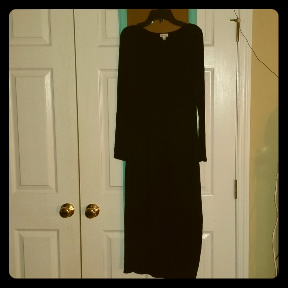 Black high-low dress